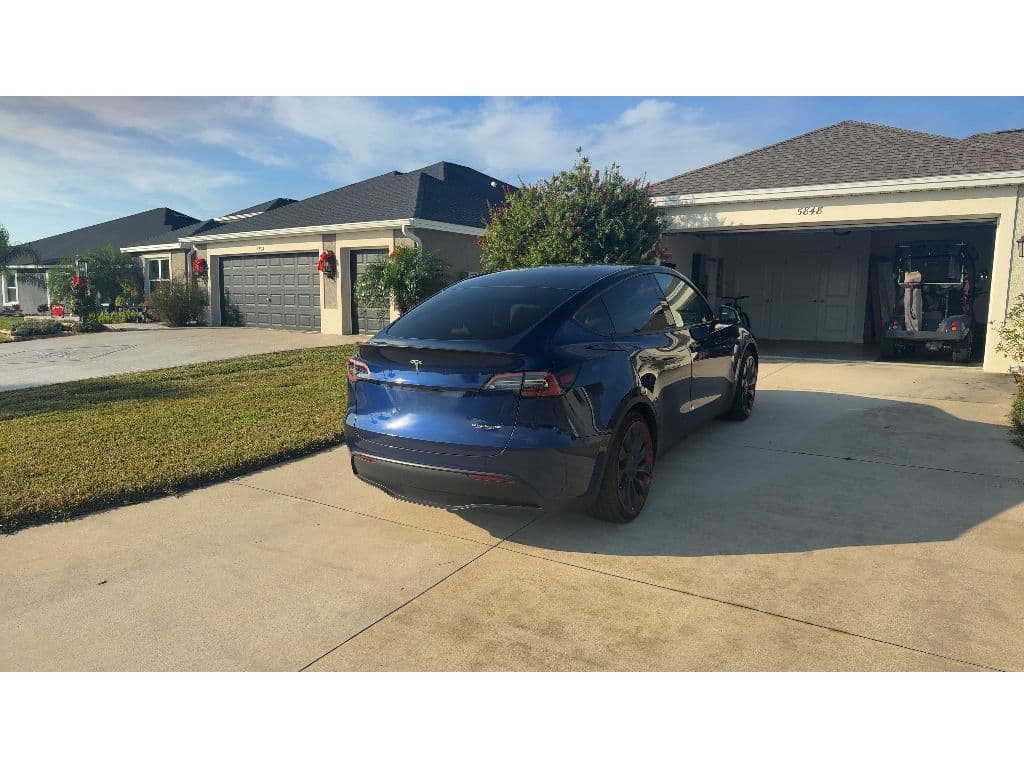 2024 Tesla Model Y view 3