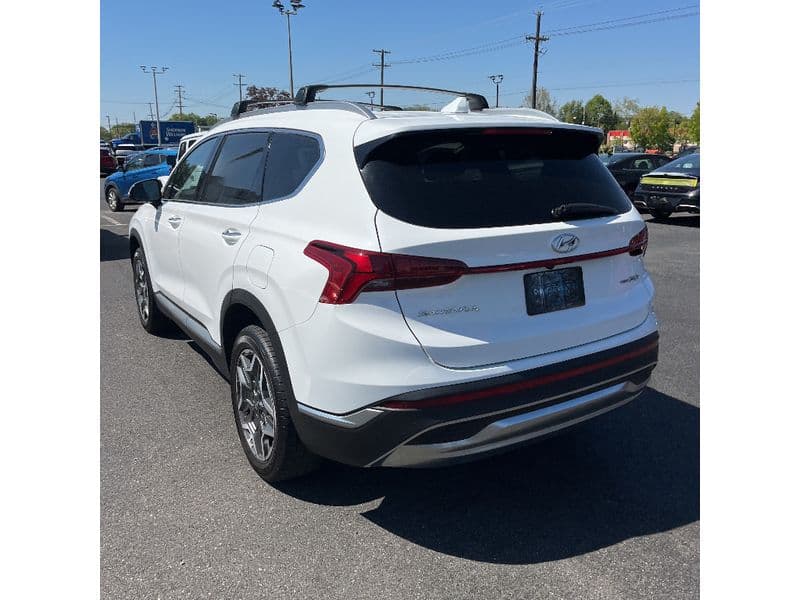 2022 Hyundai Santa Fe Plug-In Hybrid view 4