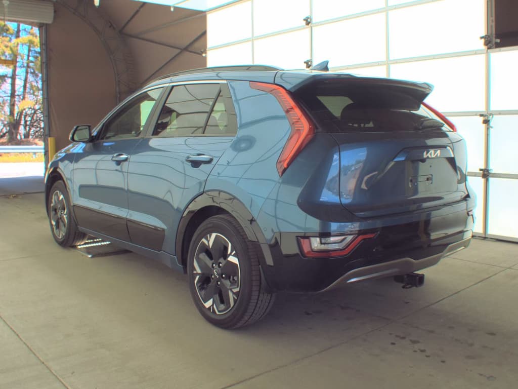 2023 Kia Niro EV view 2