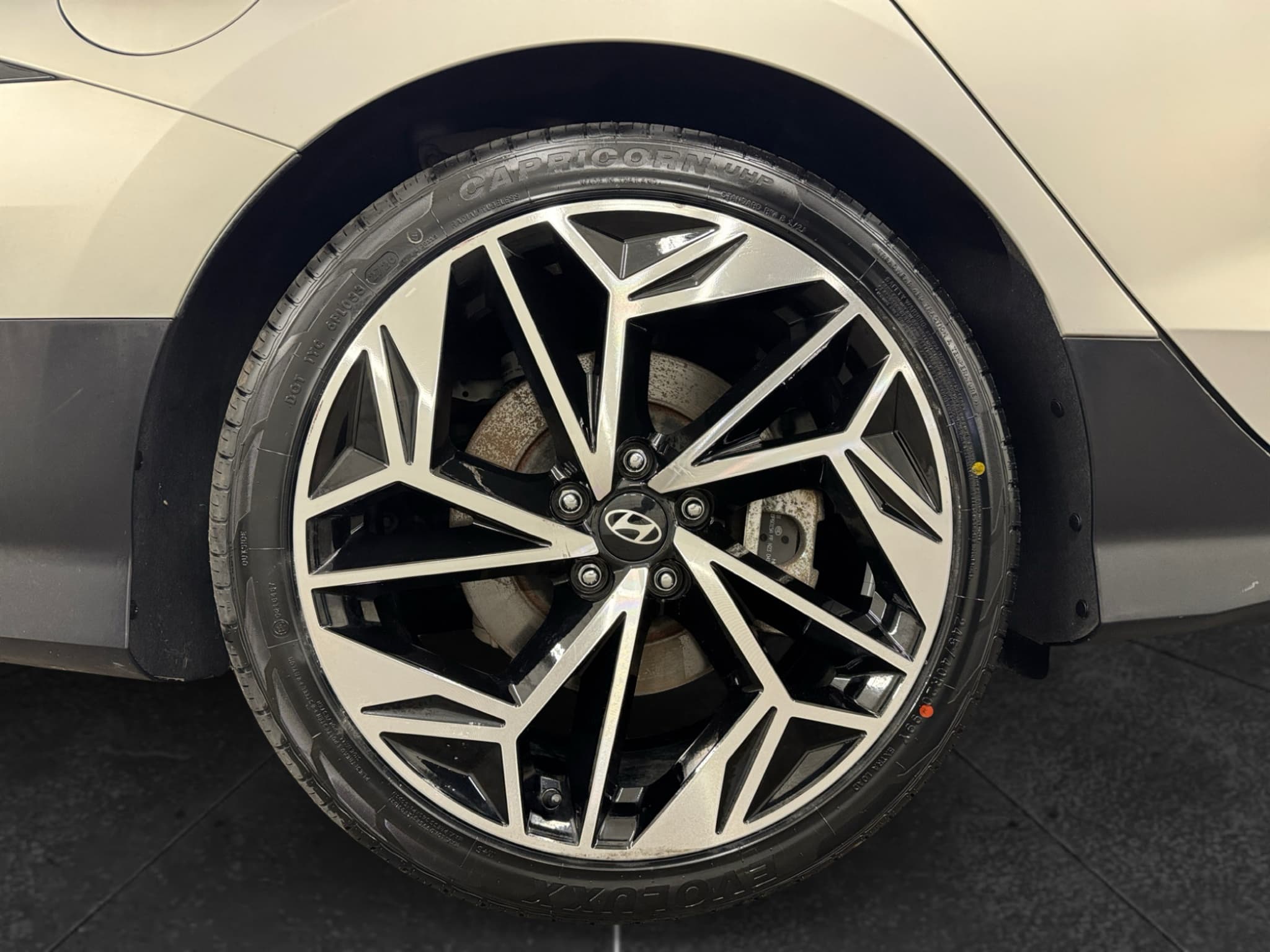 2023 Hyundai IONIQ 6 view 73