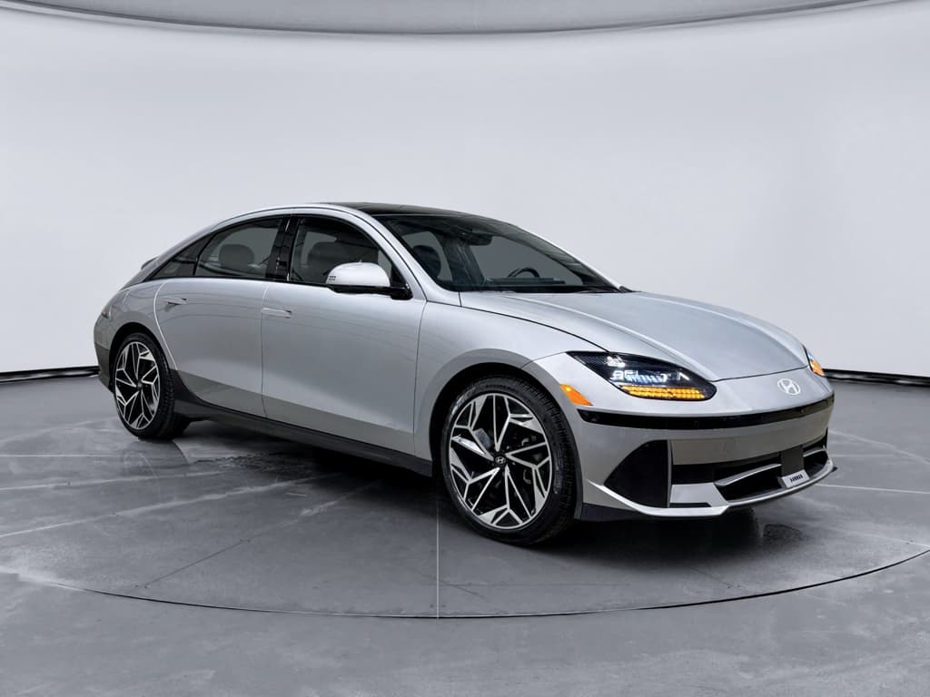 2023 Hyundai IONIQ 6 view 4