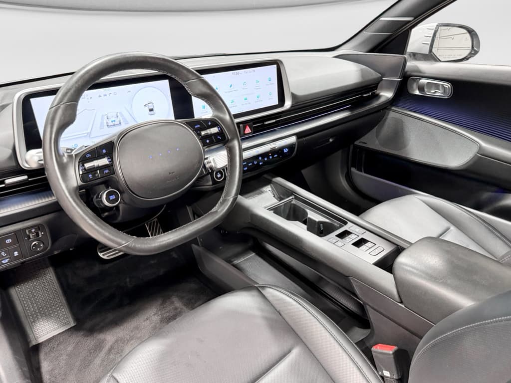 2023 Hyundai IONIQ 6 view 17