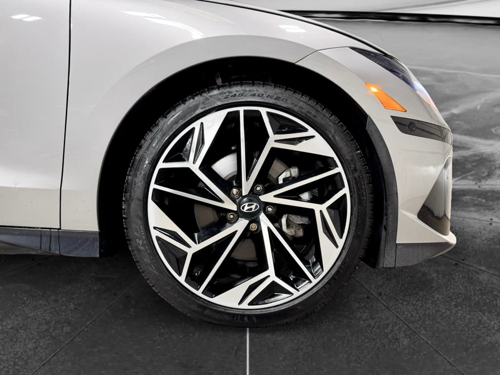 2023 Hyundai IONIQ 6 view 37