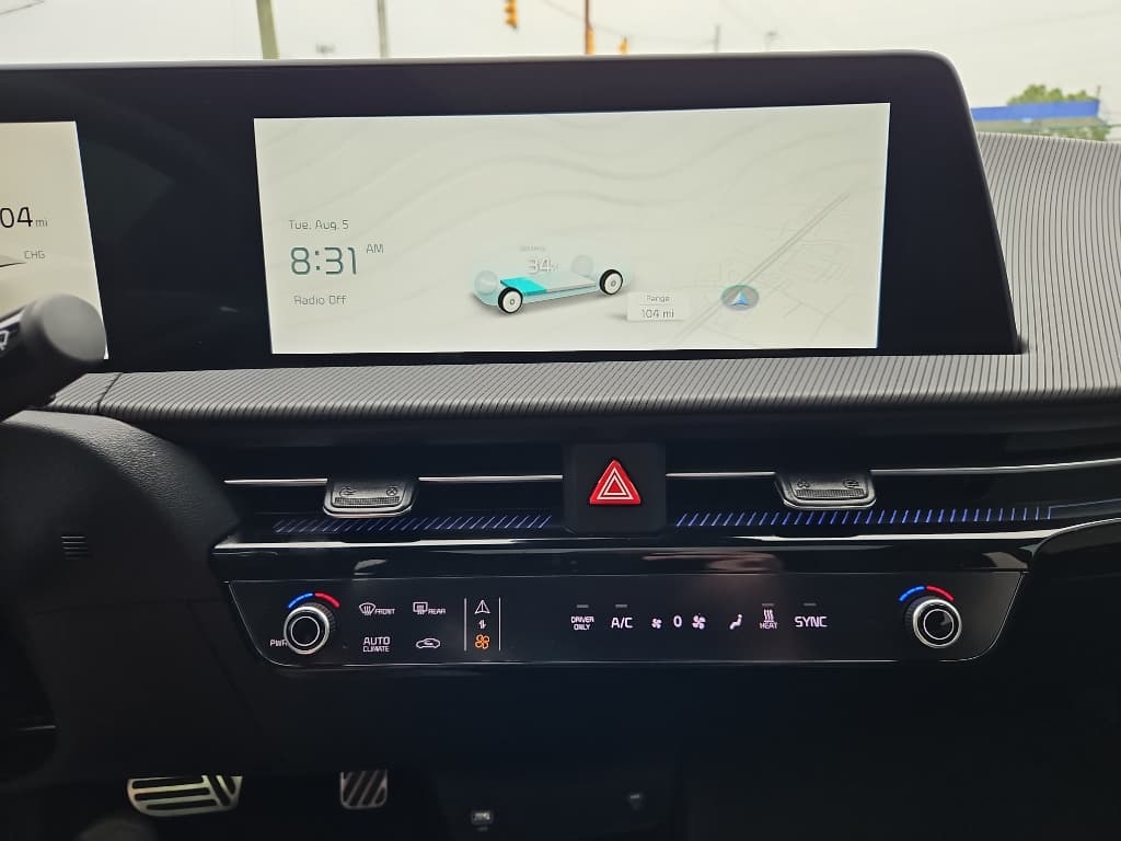 2022 Kia EV6 view 10