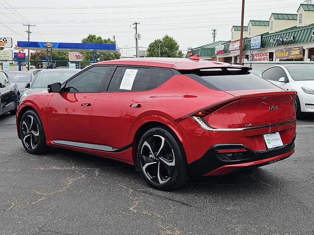 2022 Kia EV6 view 2