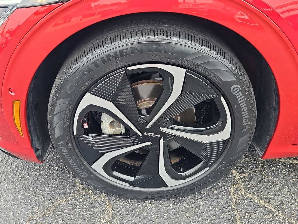 2022 Kia EV6 view 29