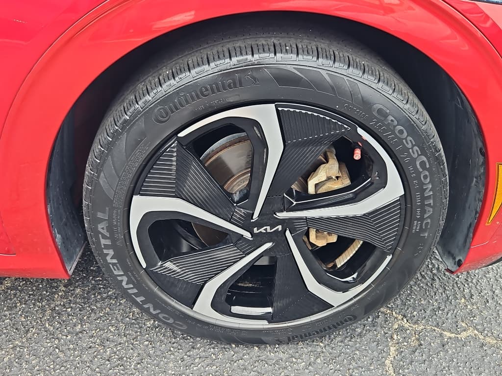 2022 Kia EV6 view 35