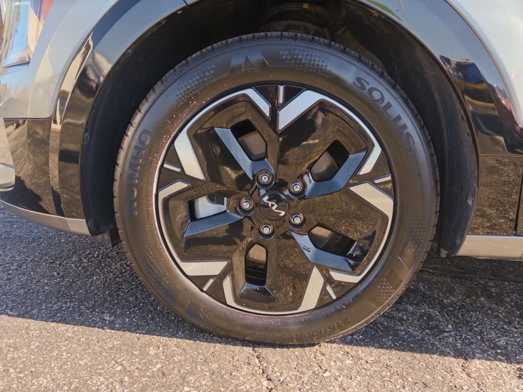 2023 Kia Niro EV view 36