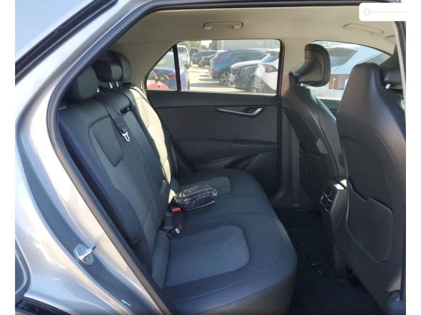 2023 Kia Niro EV view 6