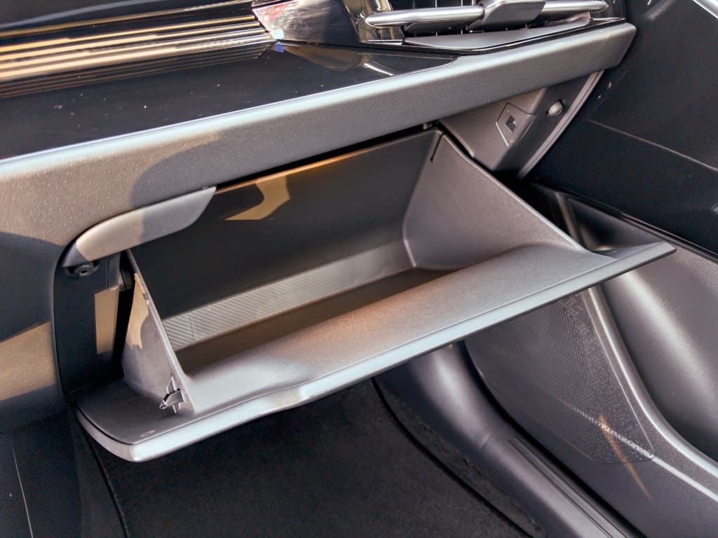 2023 Kia Niro EV view 19