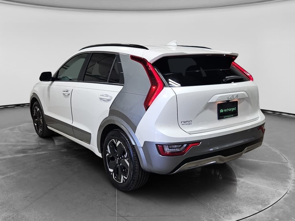 2023 Kia Niro EV view 2