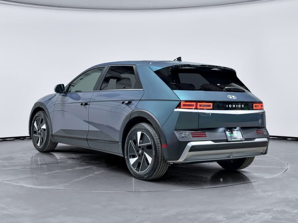 2026 Hyundai IONIQ 5 view 2