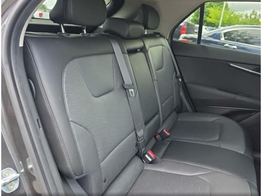 2023 Kia Niro EV view 6