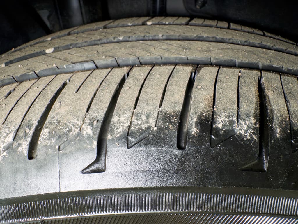 2025 Toyota Prius Prime view 28