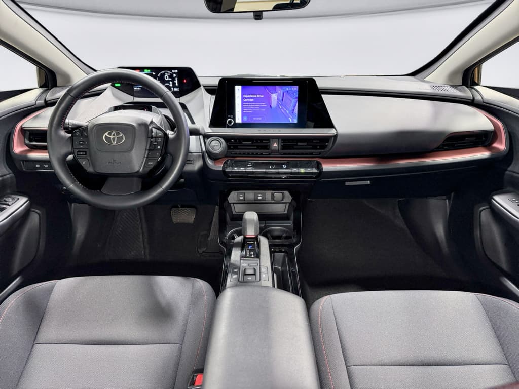 2025 Toyota Prius Prime view 15
