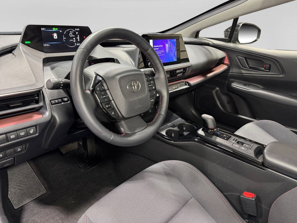 2025 Toyota Prius Prime view 11