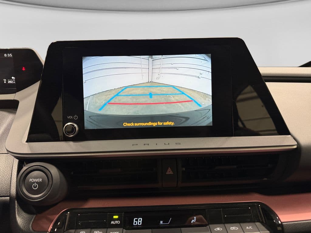 2025 Toyota Prius Prime view 13