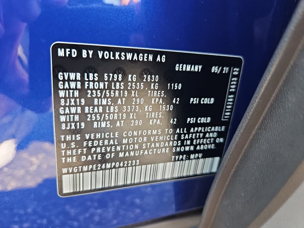 2021 Volkswagen ID.4 view 24