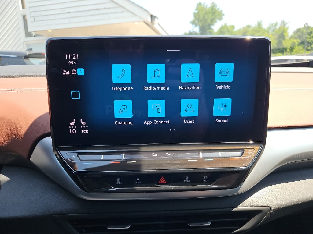 2021 Volkswagen ID.4 view 10