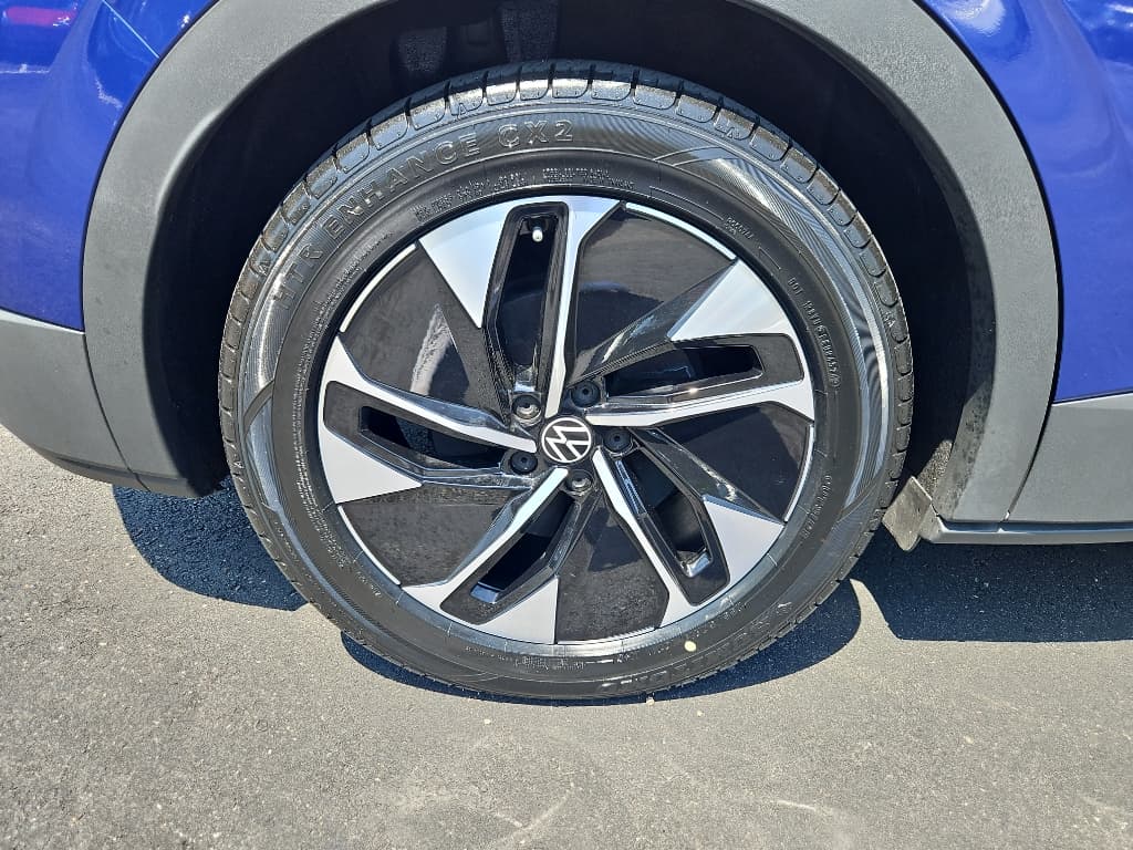 2021 Volkswagen ID.4 view 30