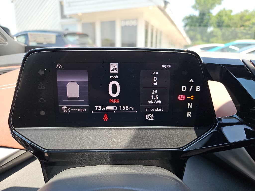 2021 Volkswagen ID.4 view 9