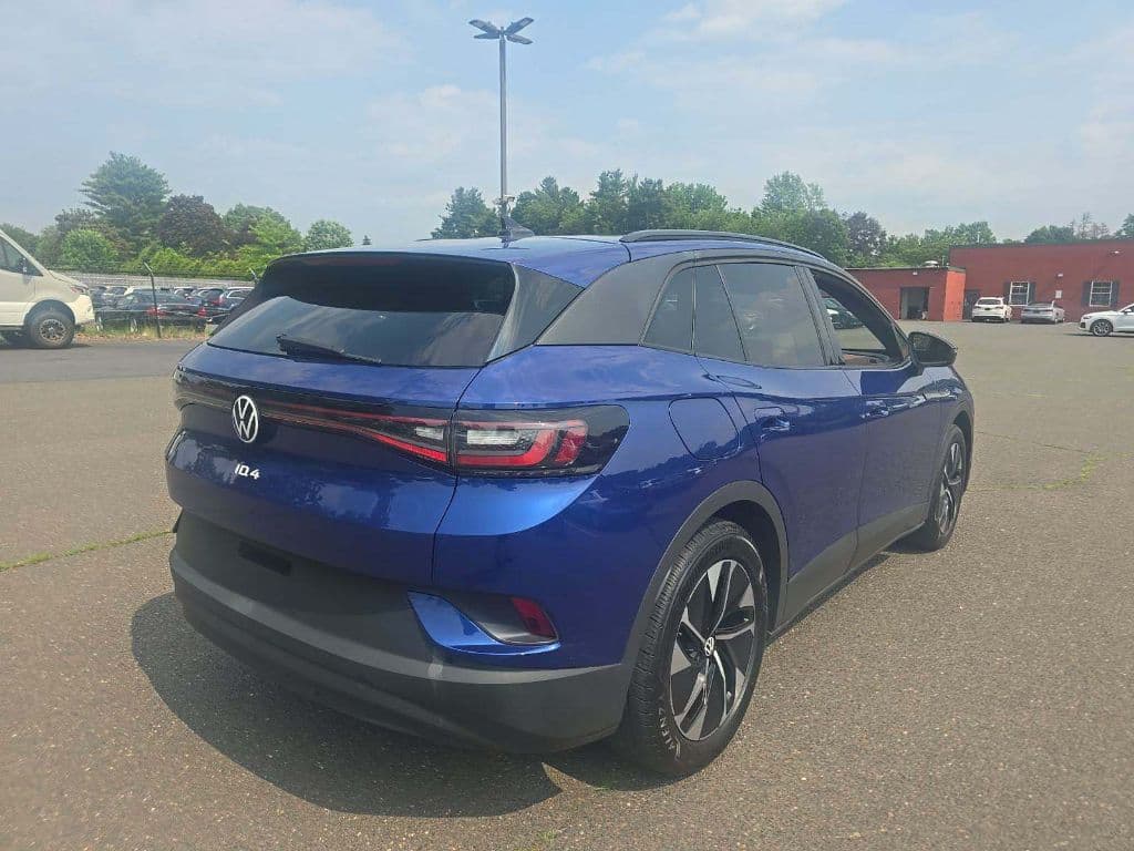 2021 Volkswagen ID.4 view 3