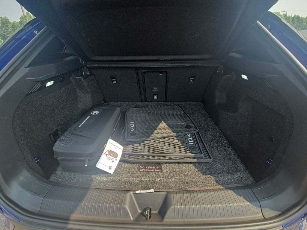 2021 Volkswagen ID.4 view 7