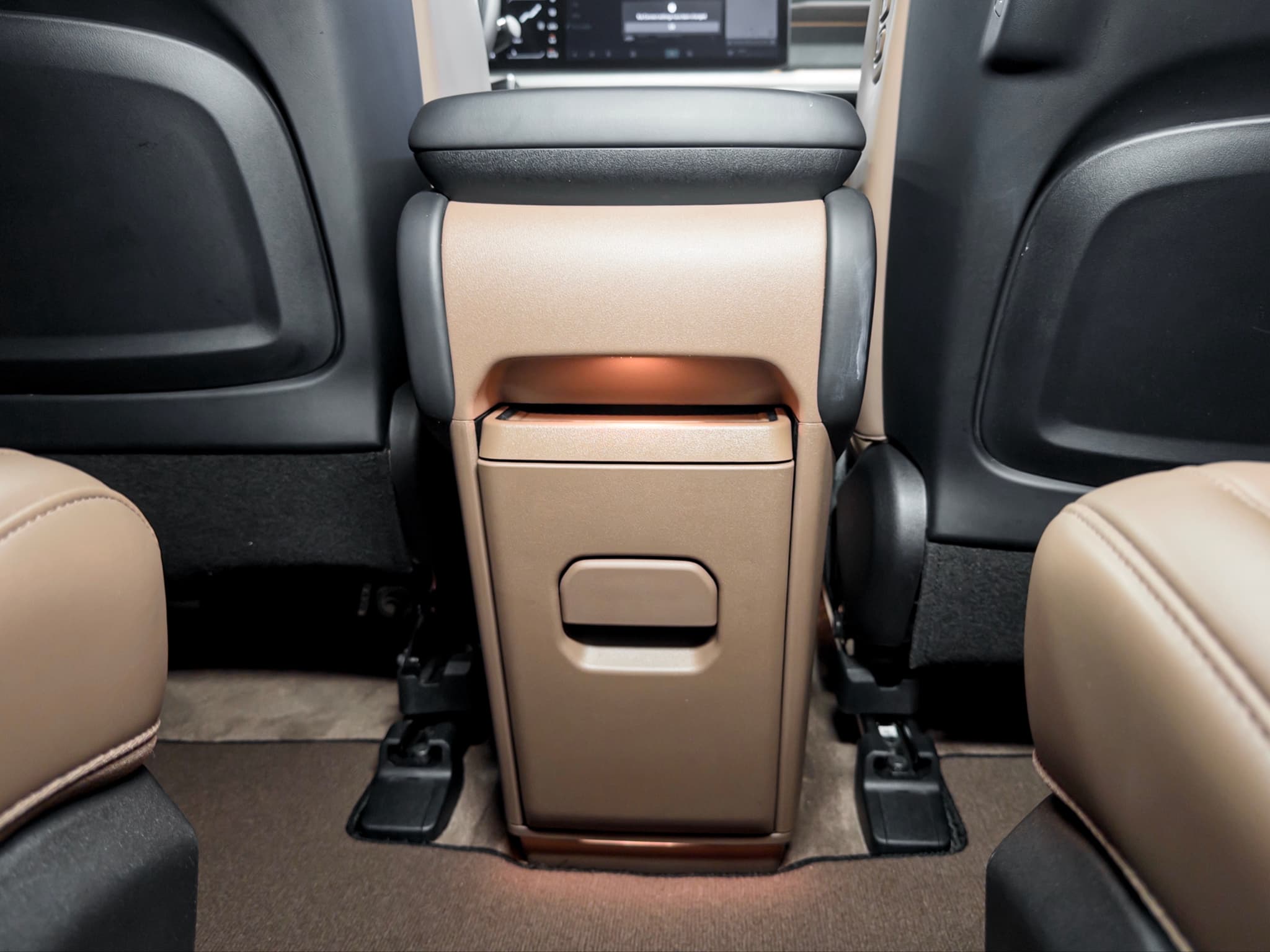 2024 Kia EV9 view 20
