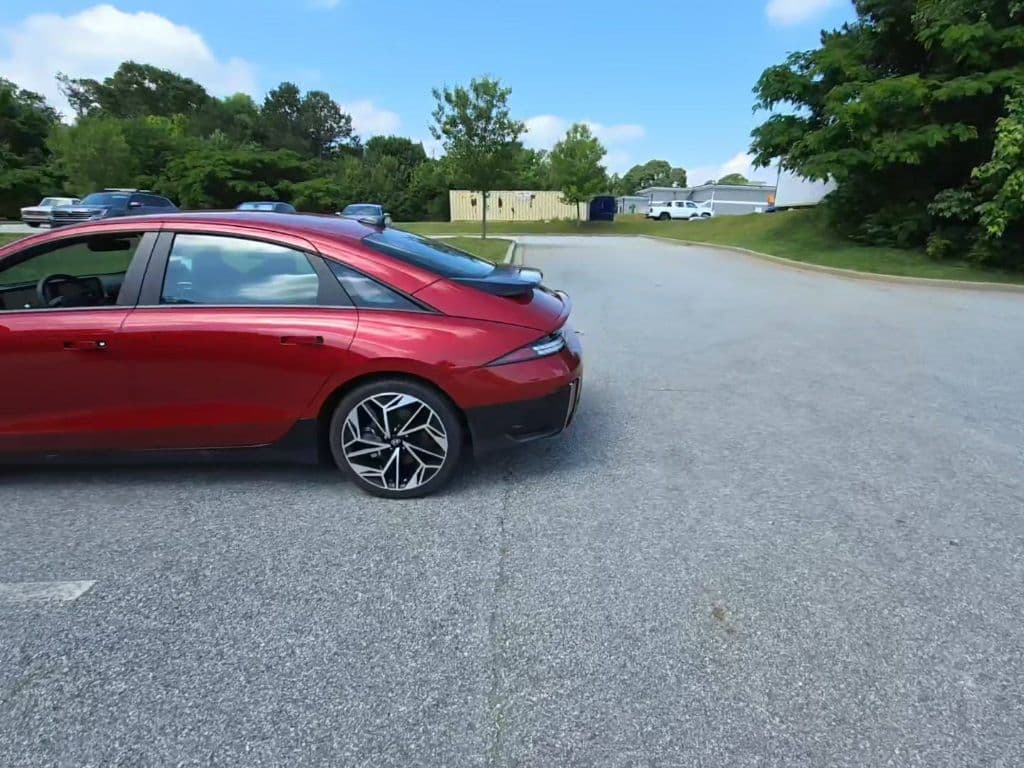 2023 Hyundai IONIQ 6 view 2