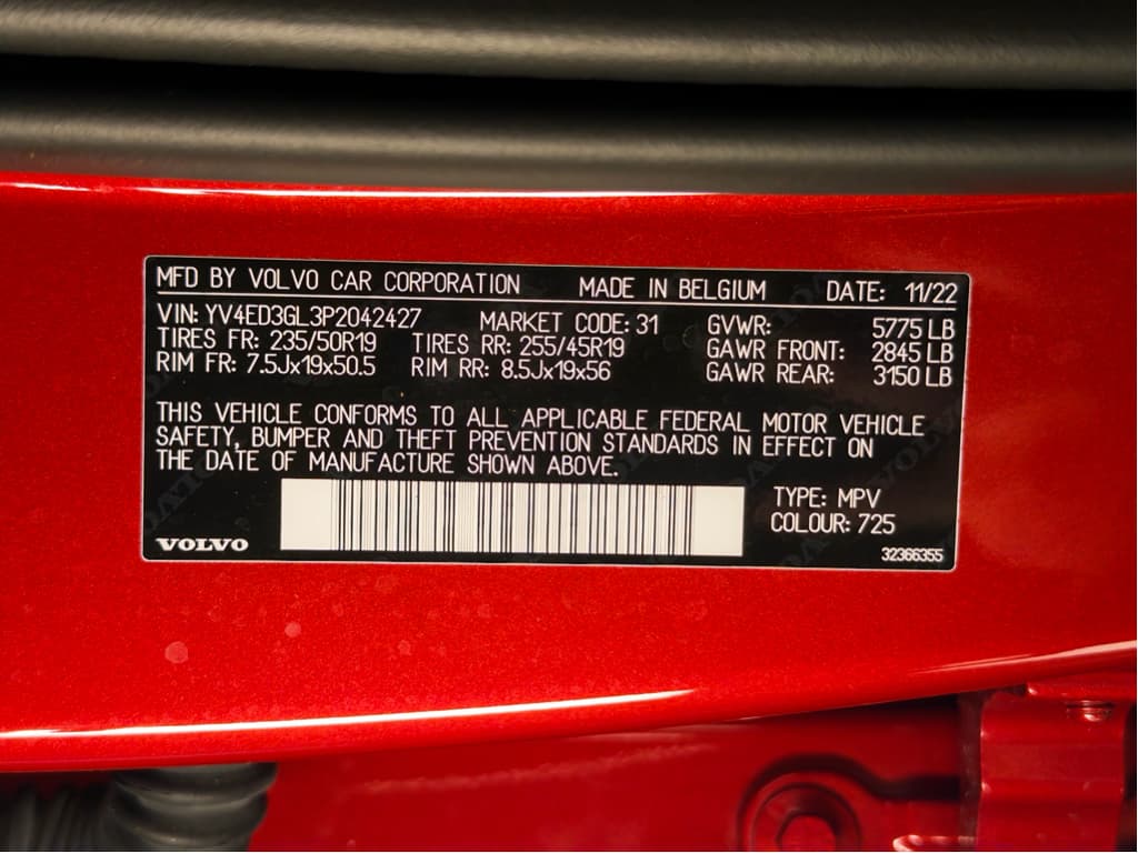 2023 Volvo C40 Recharge view 30