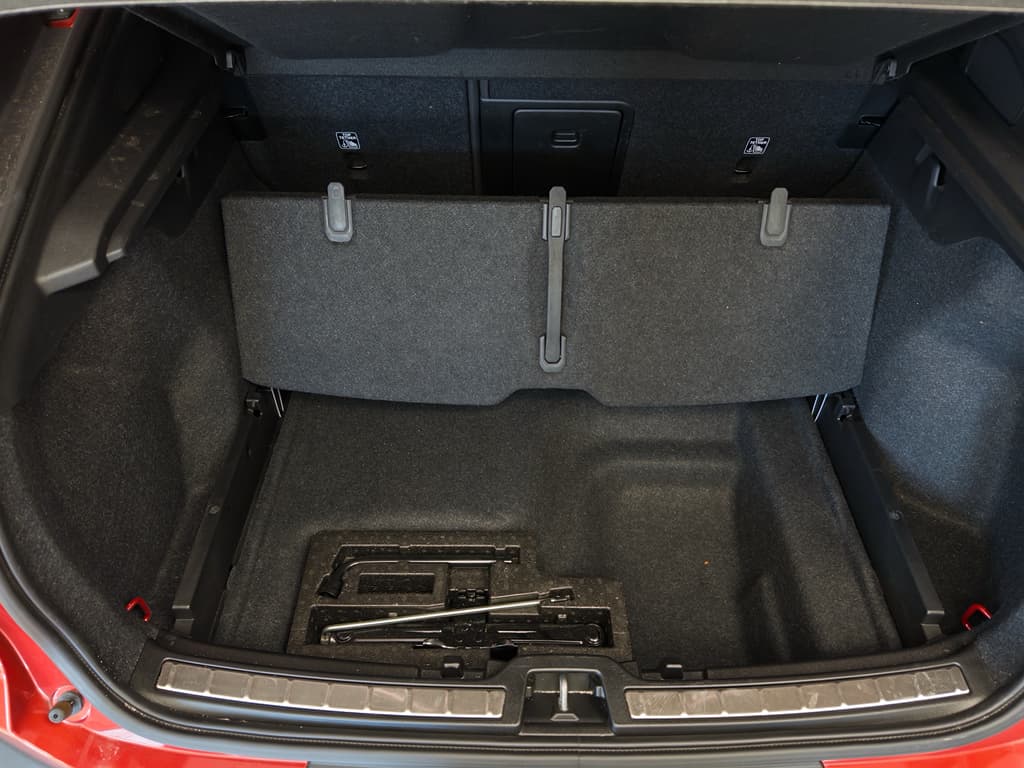2023 Volvo C40 Recharge view 29