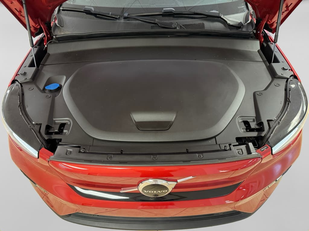 2023 Volvo C40 Recharge view 26