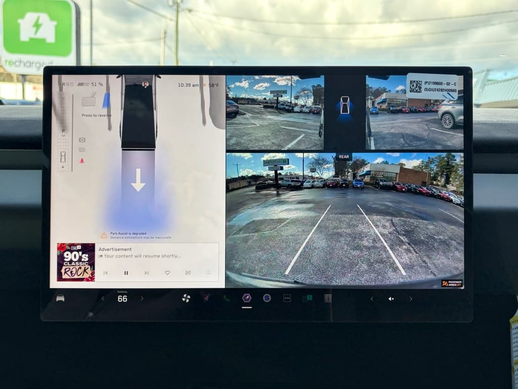 2024 Tesla Cybertruck view 15