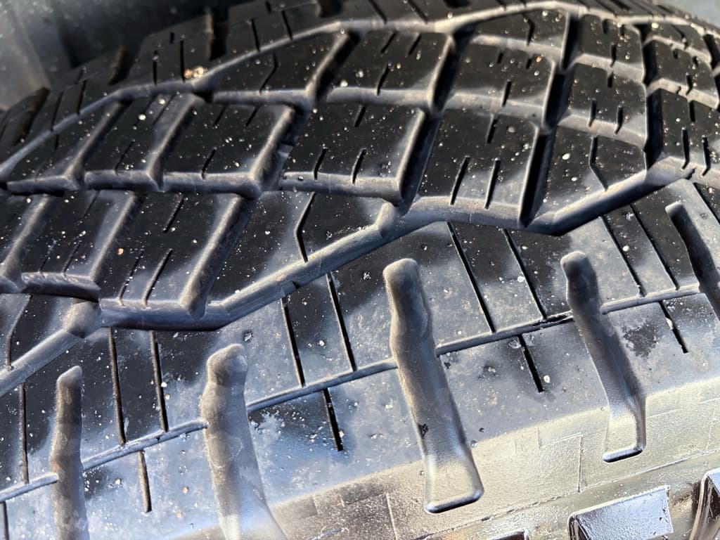 2024 Tesla Cybertruck view 37