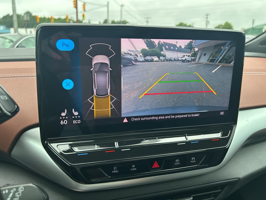 2021 Volkswagen ID.4 view 11