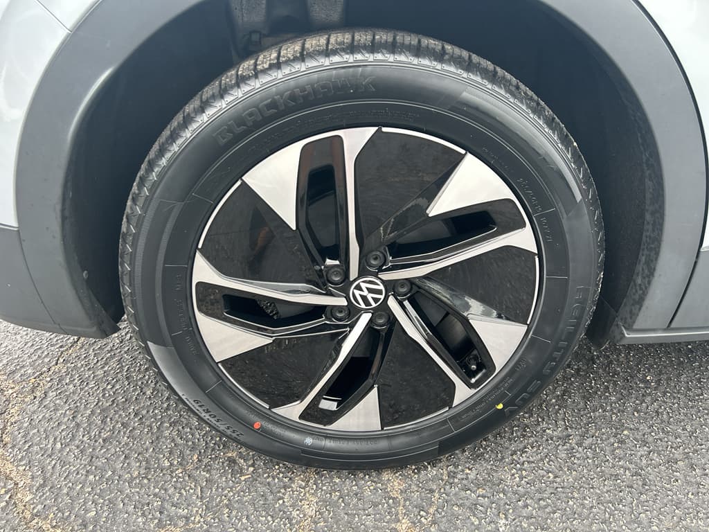 2021 Volkswagen ID.4 view 23