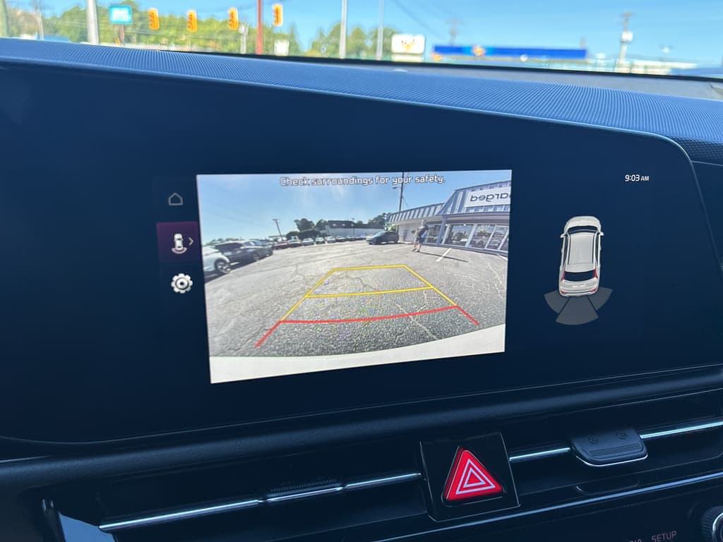 2023 Kia Niro EV view 11