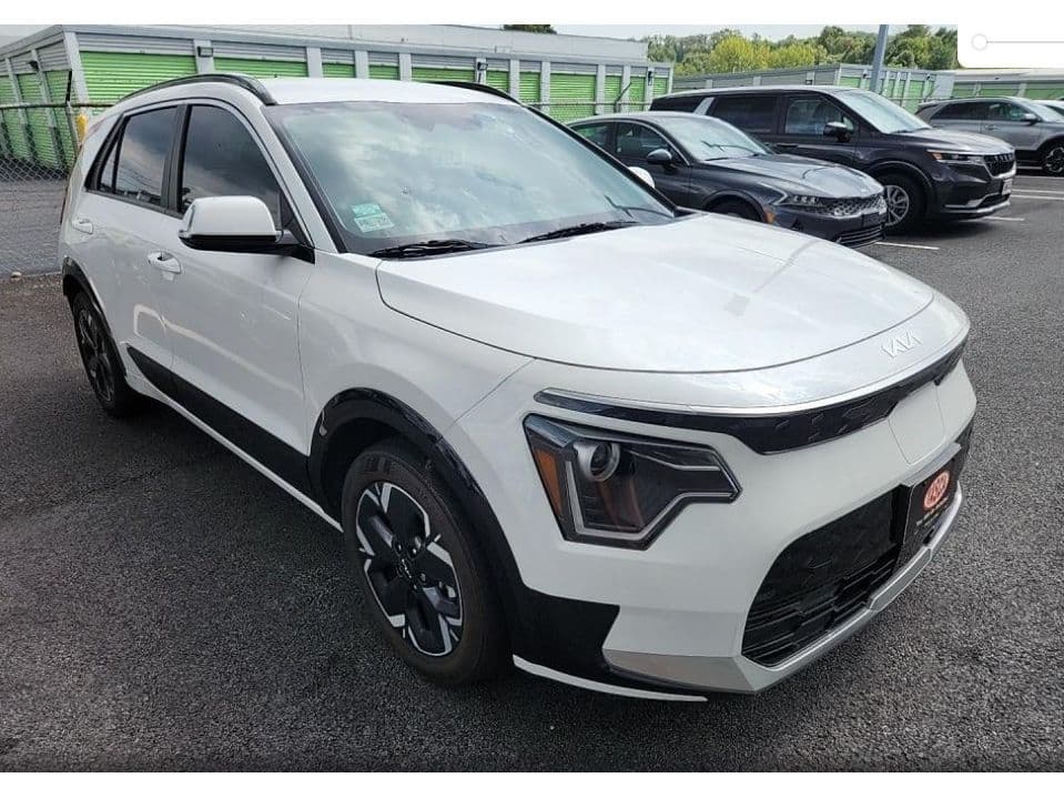 2023 Kia Niro EV view 2