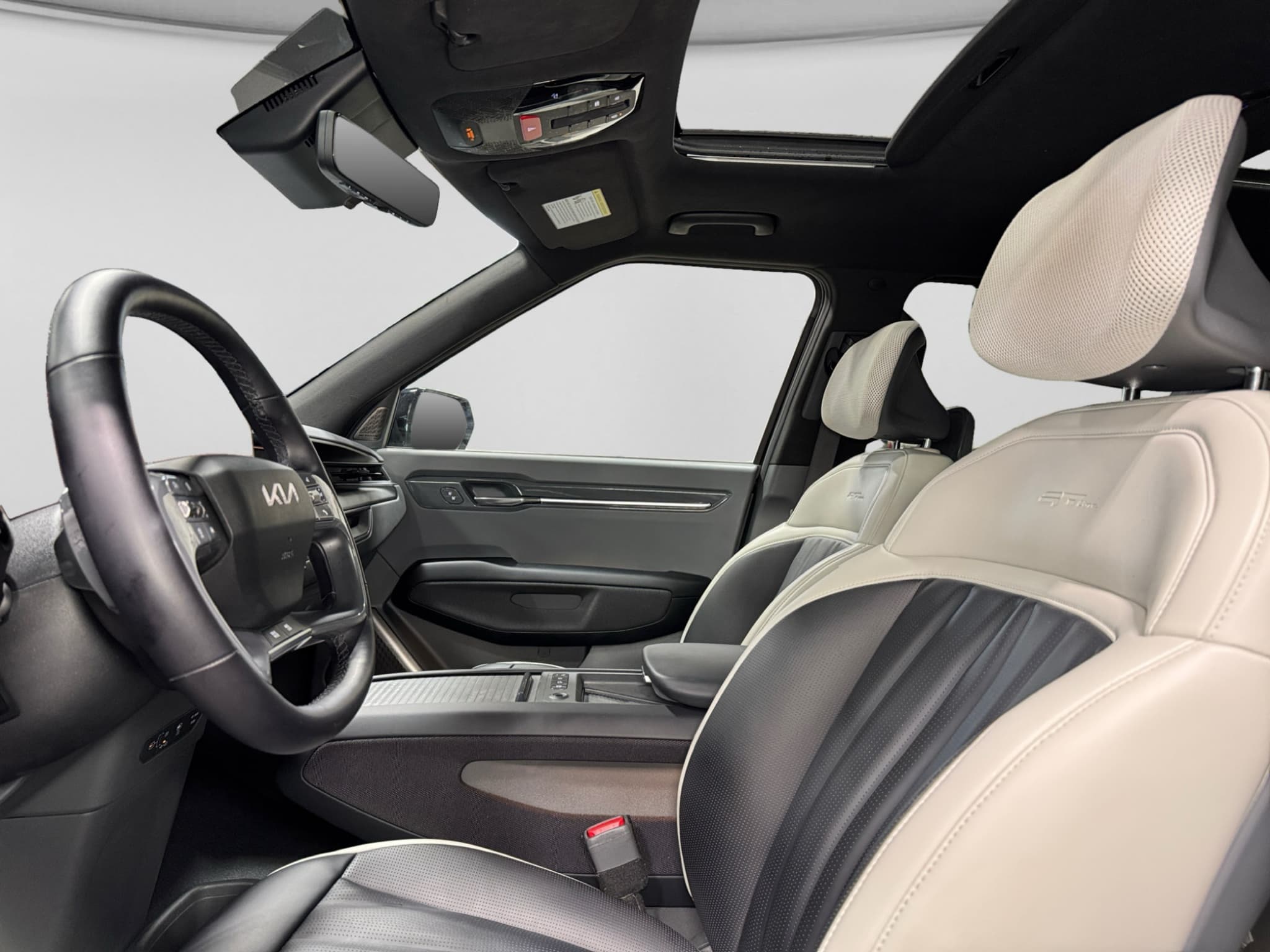 2024 Kia EV9 view 17