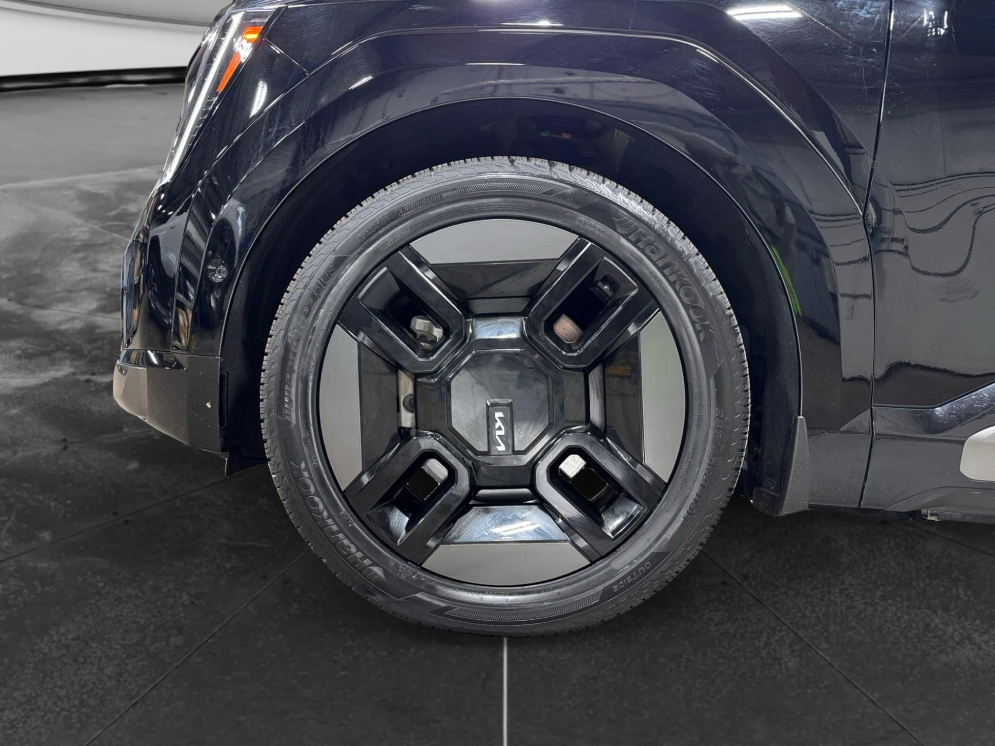 2024 Kia EV9 view 32