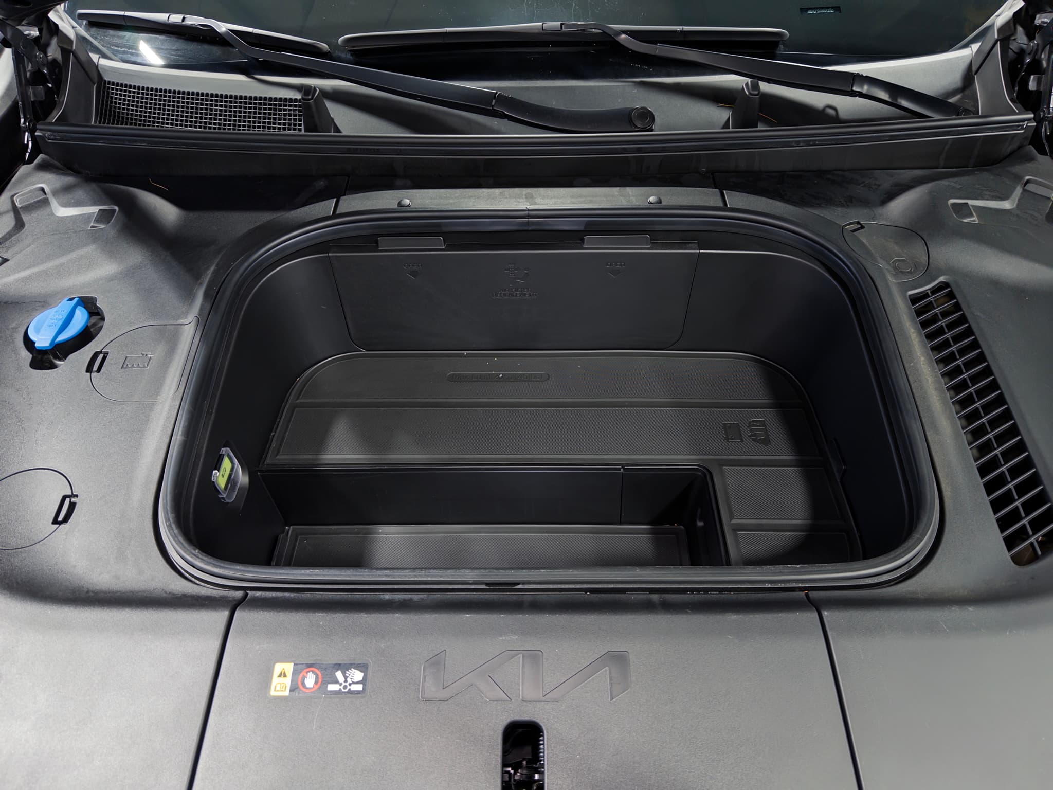 2024 Kia EV9 view 27