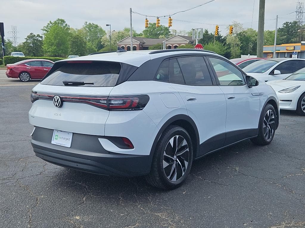 2021 Volkswagen ID.4 view 3