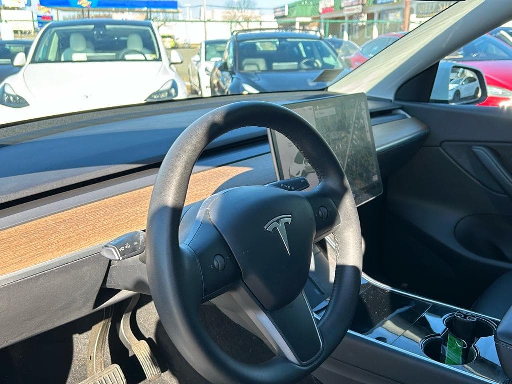 2020 Tesla Model Y view 7