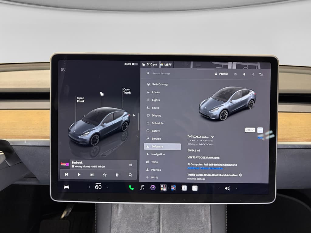 2023 Tesla Model Y view 14