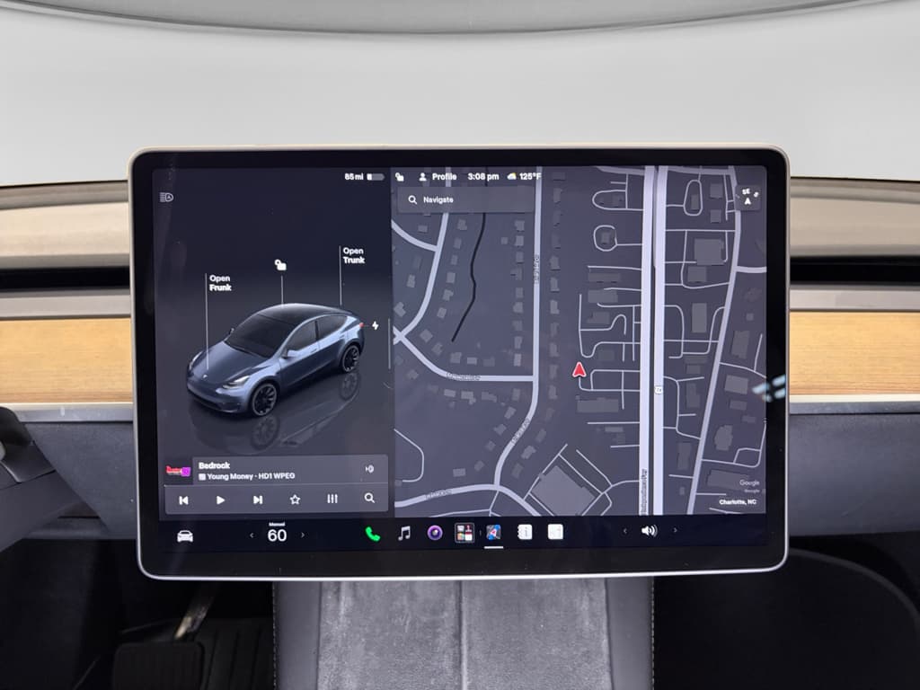 2023 Tesla Model Y view 10