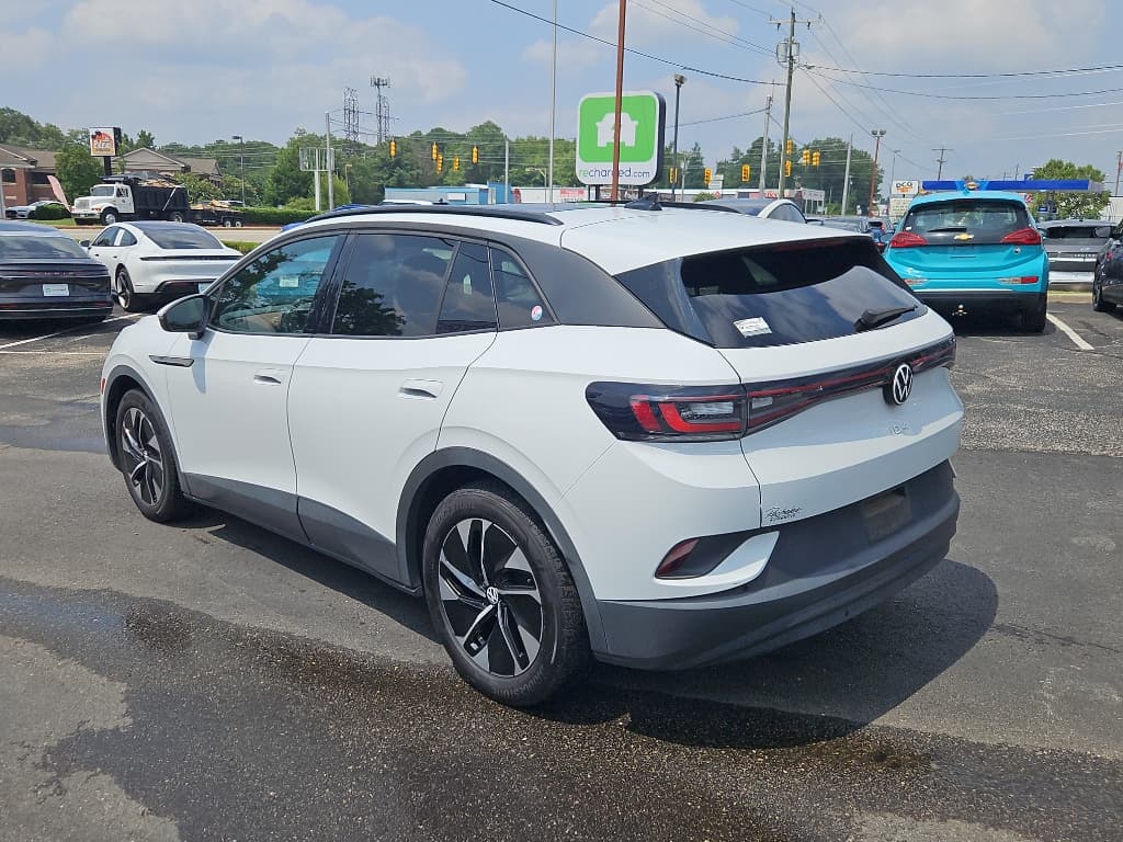 2021 Volkswagen ID.4 view 2