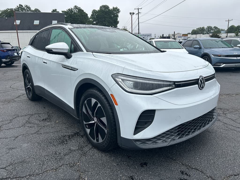 2021 Volkswagen ID.4 view 4