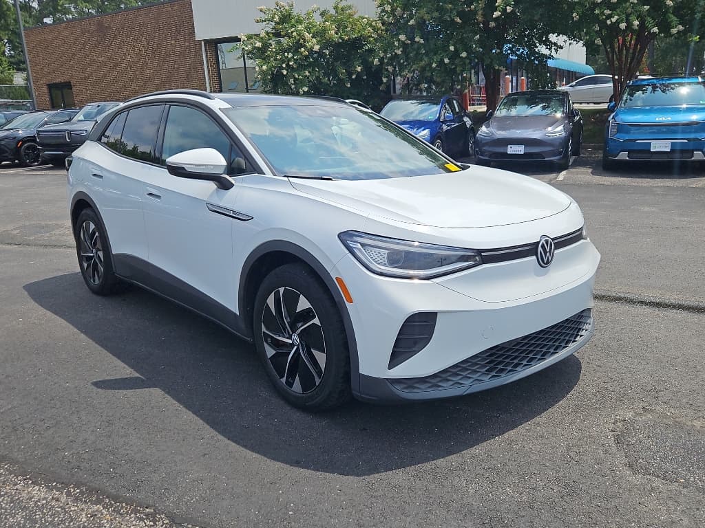 2021 Volkswagen ID.4 view 4