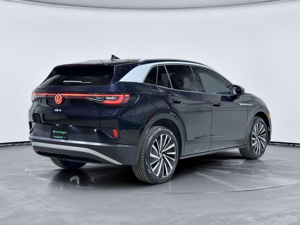 2023 Volkswagen ID.4 view 3