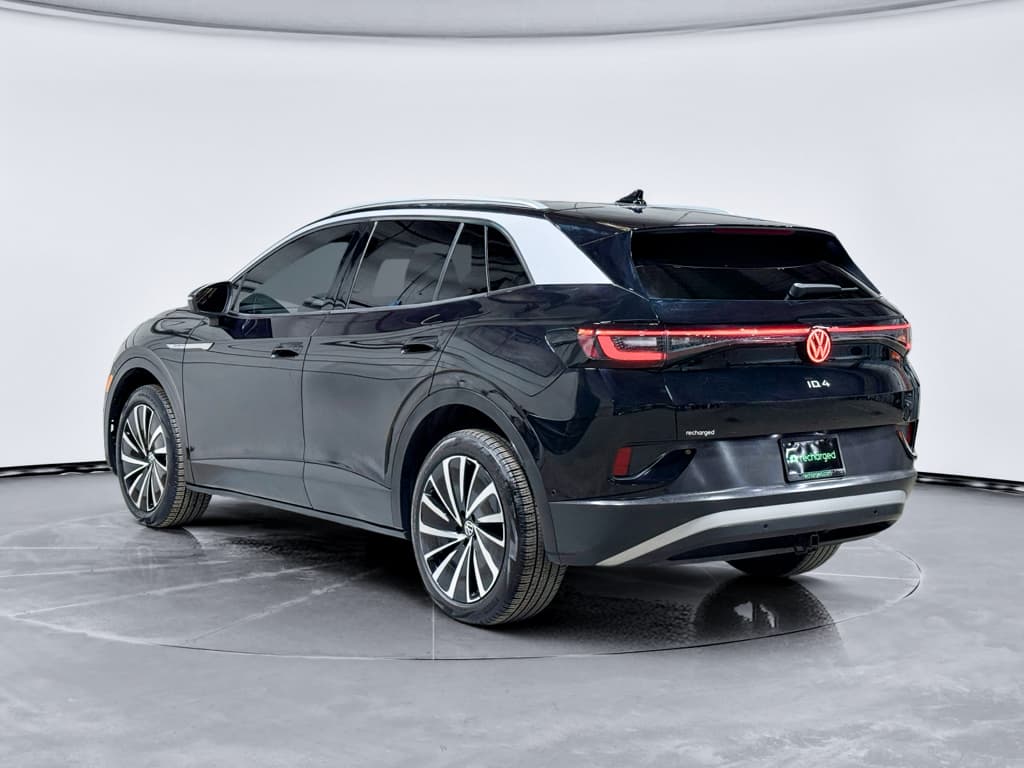 2023 Volkswagen ID.4 view 2